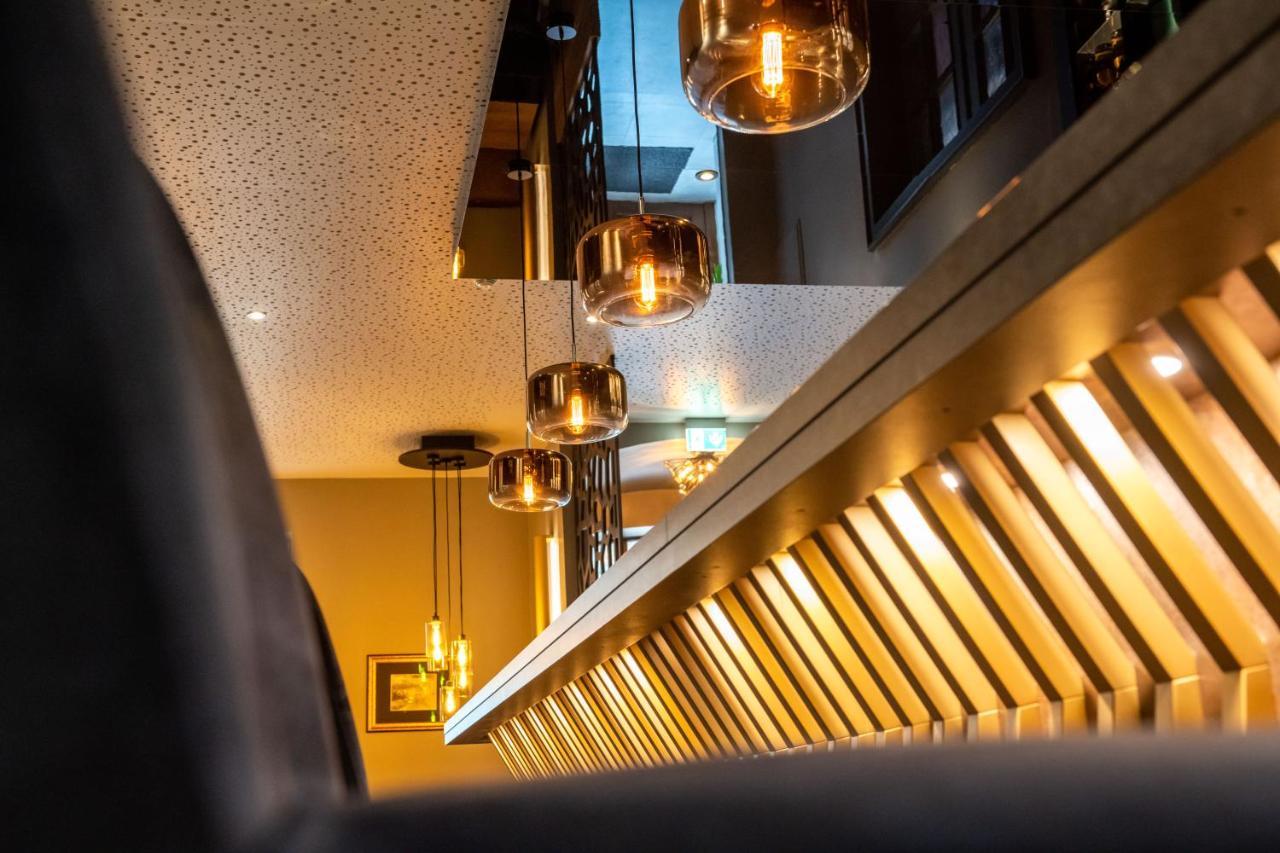Hotel Rheinischer Hof Динклаге Екстериор снимка